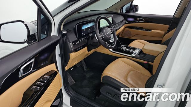 Kia Canival 2023 — photo 10