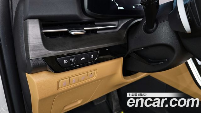 Kia Canival 2023 — photo 20