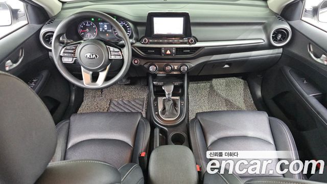 Kia K3 2019 — photo 10