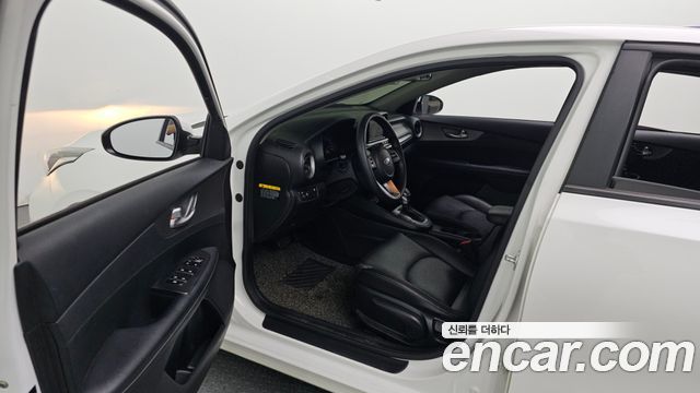 Kia K3 2019 — photo 13
