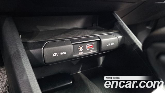 Kia K3 2019 — photo 25