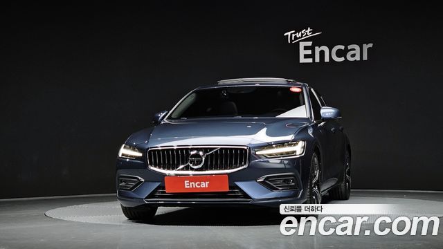 Volvo S60 2020 — photo 3