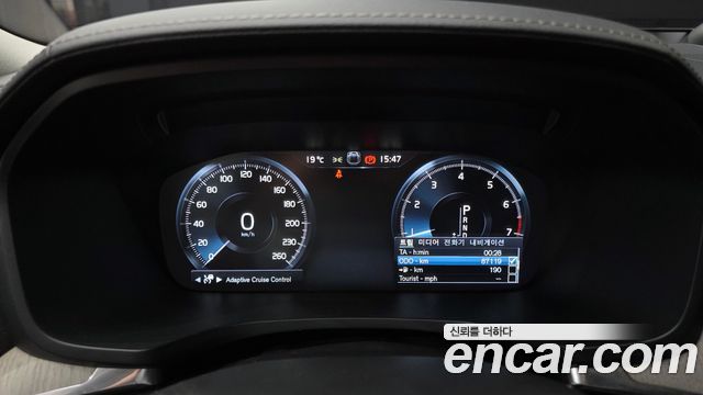 Volvo S60 2020 — photo 11