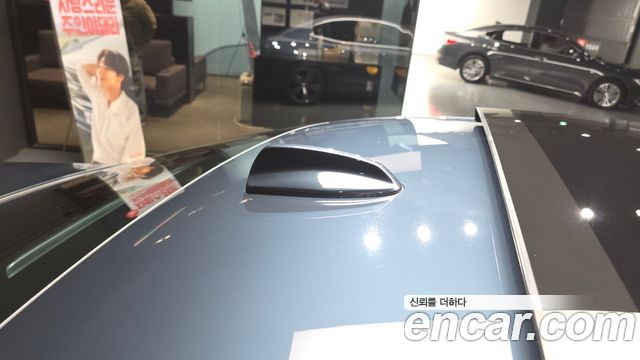 Volvo S60 2020 — photo 29