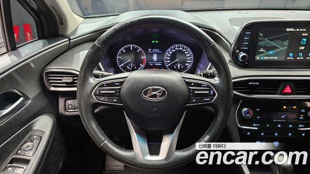 Hyundai Santafe 2019 — photo 19