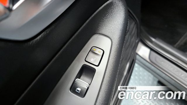 Hyundai Santafe 2019 — photo 25