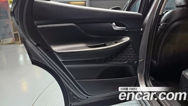 Hyundai Santafe 2019 — photo 15