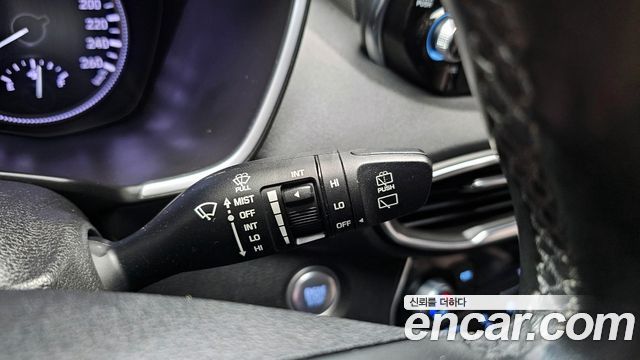Hyundai Santafe 2019 — photo 27