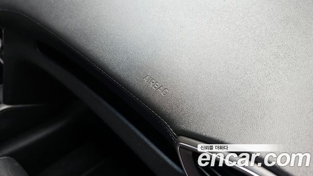Hyundai Santafe 2019 — photo 31