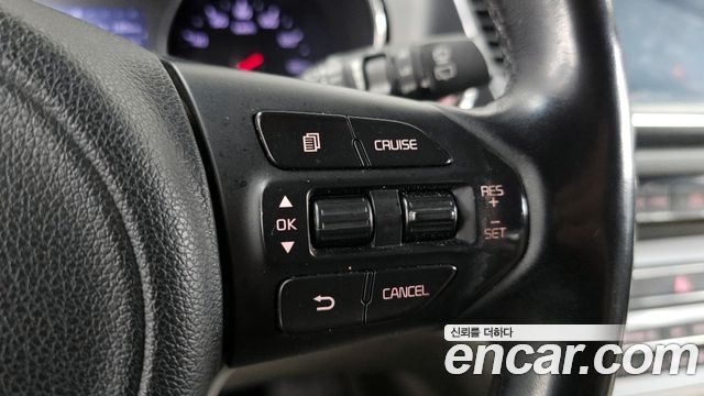 Kia Canival 2016 — photo 17