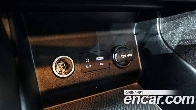 Hyundai AVANTE 2019 — photo 19