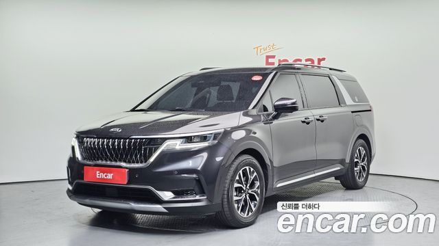Kia Canival 2021 — photo 1