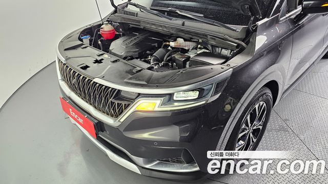 Kia Canival 2021 — photo 6