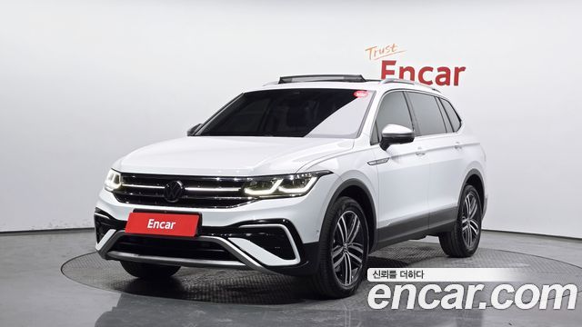 Volkswagen Tiguan 2023 — photo 1