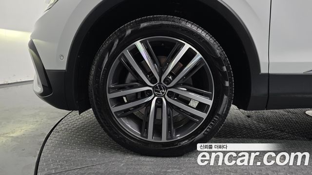 Volkswagen Tiguan 2023 — photo 5
