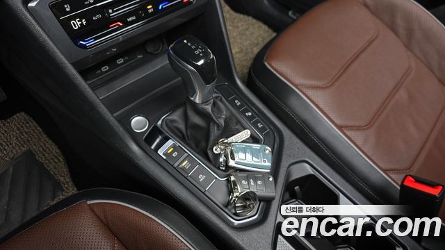 Volkswagen Tiguan 2023 — photo 9