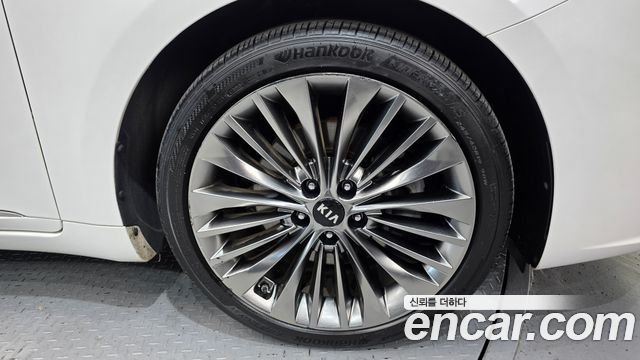 Kia K7 2016 — photo 5