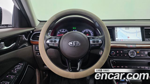 Kia K7 2016 — photo 15