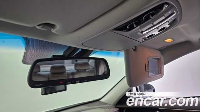 Kia K7 2016 — photo 16