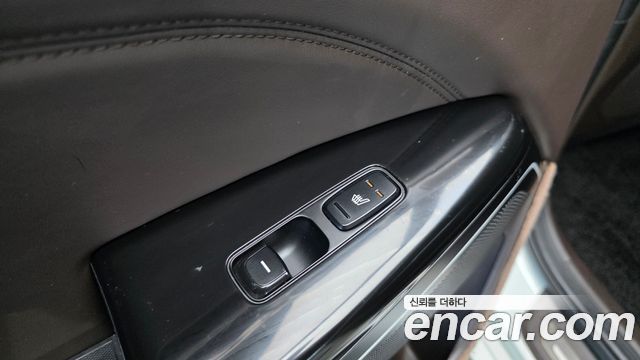 Kia K7 2016 — photo 19
