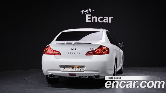 Infiniti G 2013 — photo 4