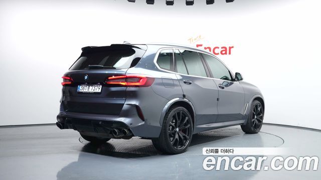 BMW X5 2022 — photo 2