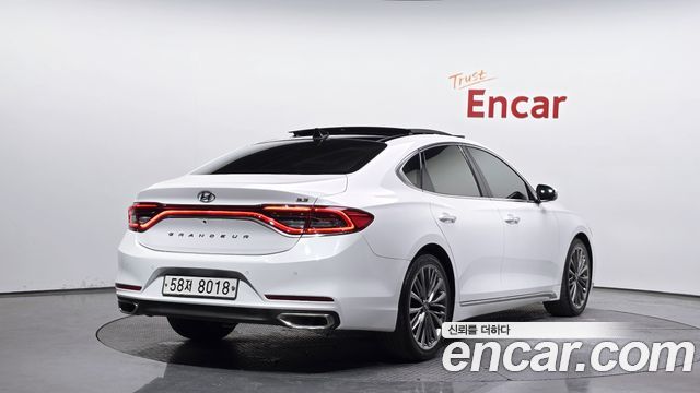 Hyundai Grandeur 2018 — photo 2