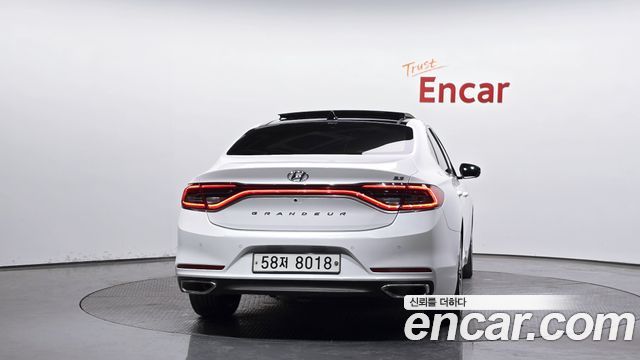 Hyundai Grandeur 2018 — photo 4