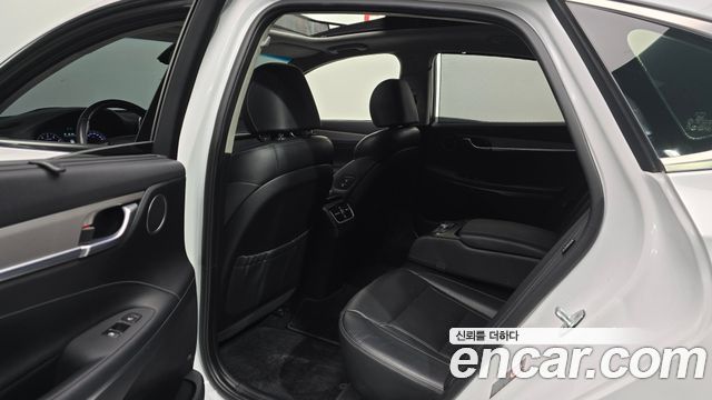 Hyundai Grandeur 2018 — photo 11