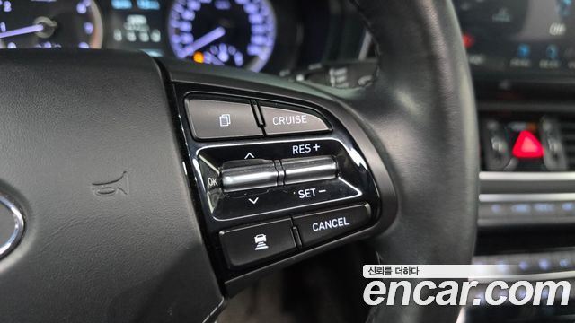 Hyundai Grandeur 2018 — photo 17
