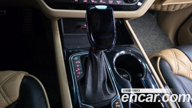 Kia Canival 2019 — photo 9
