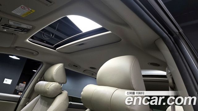 Kia Canival 2016 — photo 16
