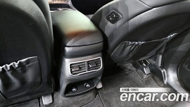 Hyundai Santafe 2021 — photo 27