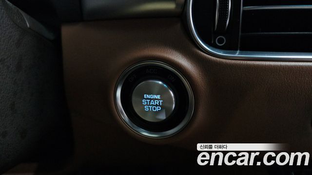 Genesis G90 2019 — photo 28