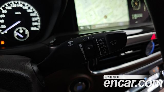 Genesis G90 2019 — photo 29