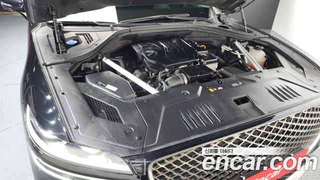 Genesis GV70 2022 — photo 6