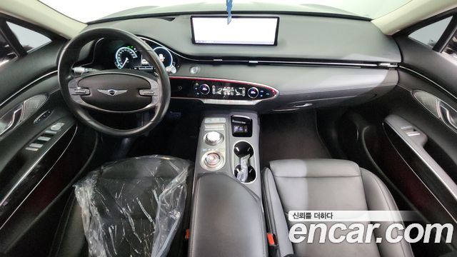 Genesis GV70 2022 — photo 10