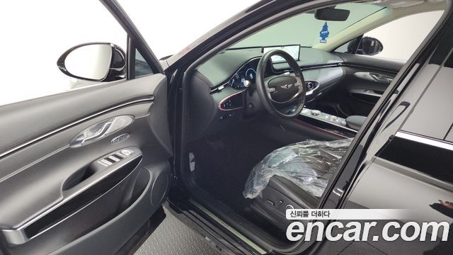 Genesis GV70 2022 — photo 13
