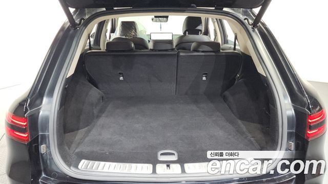 Genesis GV70 2022 — photo 23