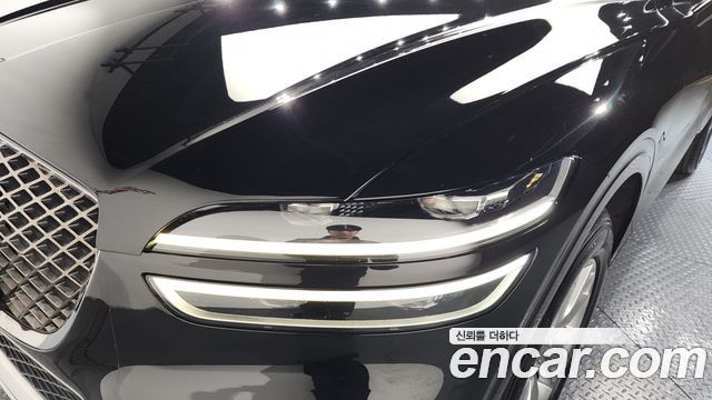 Genesis GV70 2022 — photo 8