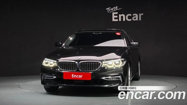 BMW 5-Series 2019 — photo 3