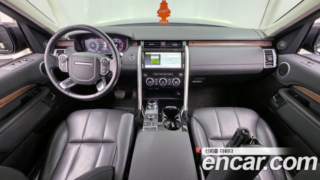 Land Rover Discovery 2018 — photo 7