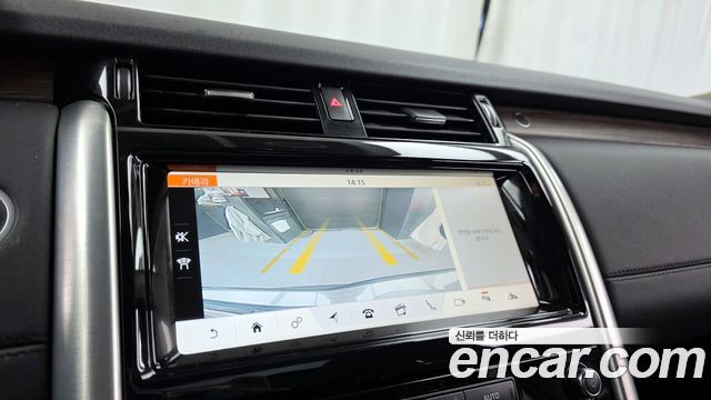 Land Rover Discovery 2018 — photo 15