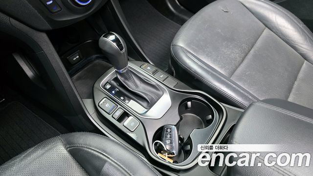 Hyundai Santafe 2015 — photo 9