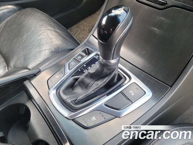 Hyundai Grandeur 2015 — photo 9
