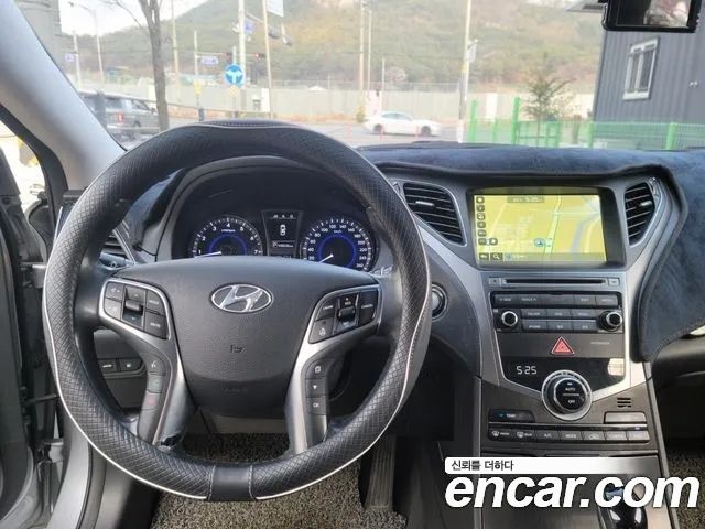 Hyundai Grandeur 2015 — photo 14