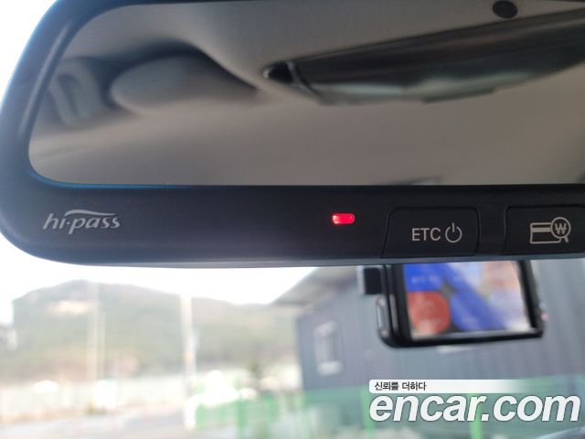 Hyundai Grandeur 2015 — photo 17