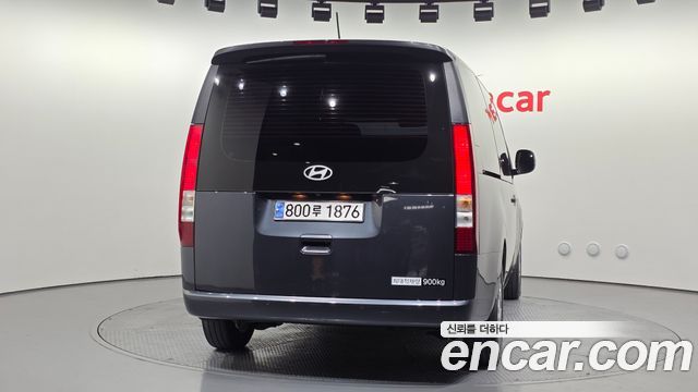 Hyundai Staria 2025 — photo 4