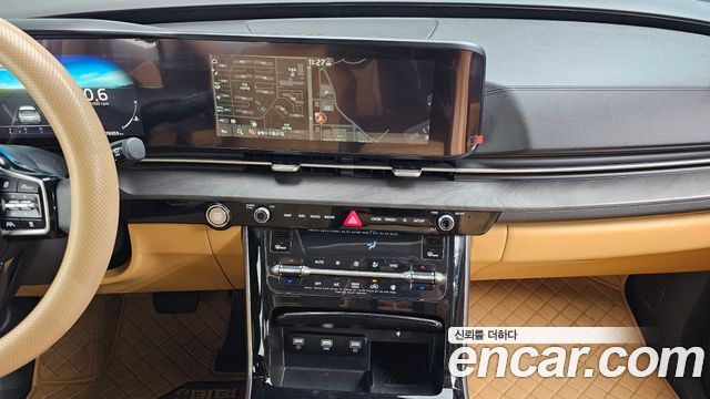 Kia Canival 2021 — photo 15