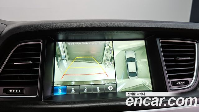 Genesis G80 2017 — photo 19